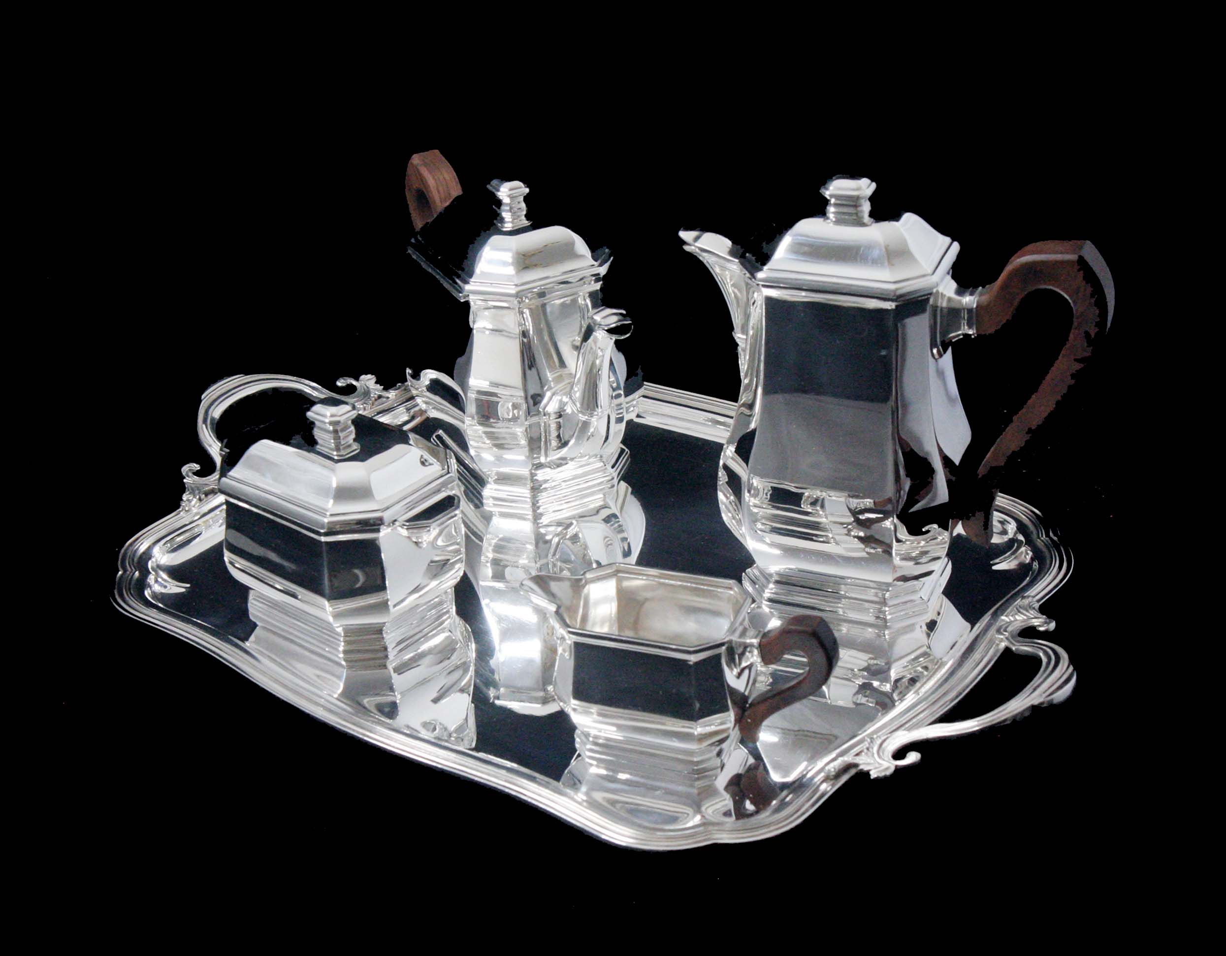 THEIERE GUILLOCHEE EN ARGENT MASSIF POINCON MINERVE PAR TETARD En Restore 391 G THEIERE GUILLOCHEE EN ARGENT MASSIF POINCON MINERVE PAR TETARD En Restore 391 G